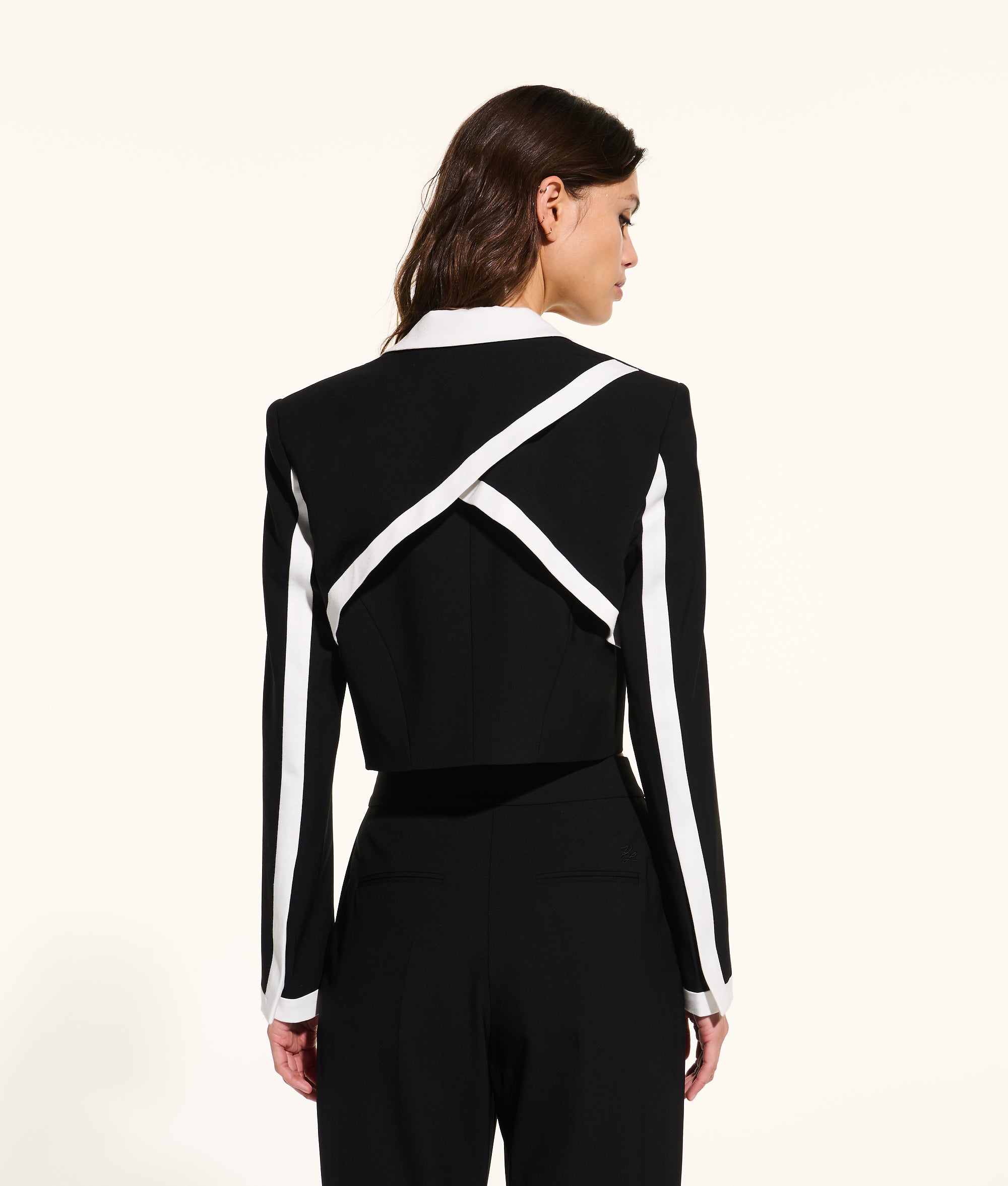 KL X JOANN TAILORED BLAZER - Image 3