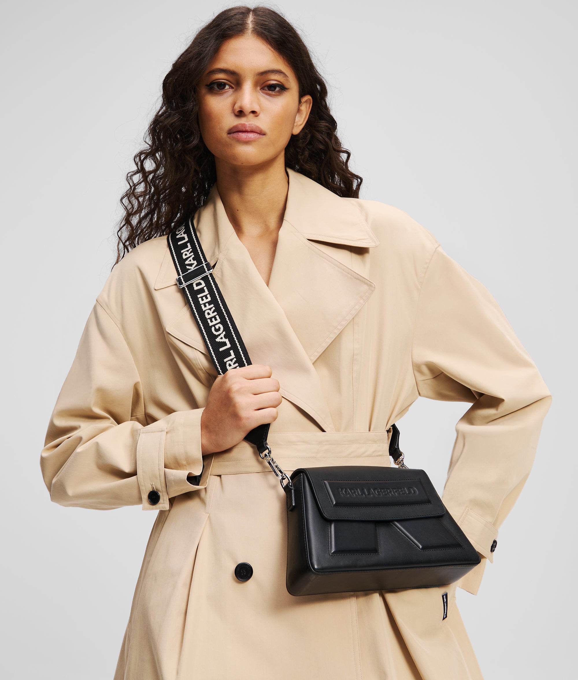 IKON K CROSSBODY BAG - Image 2