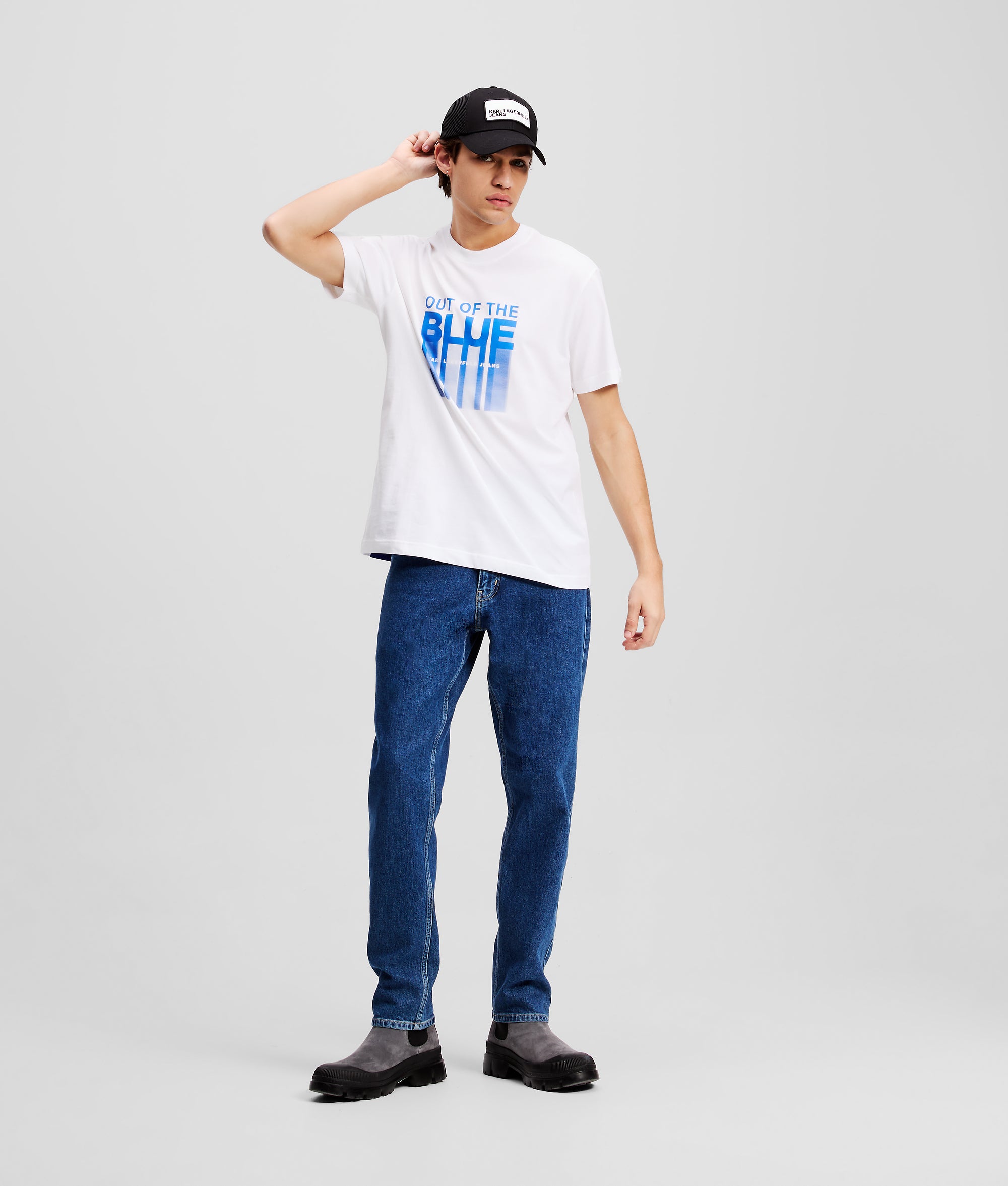 OUT OF THE BLUE GRAPHIC T-SHIRT - Image 4