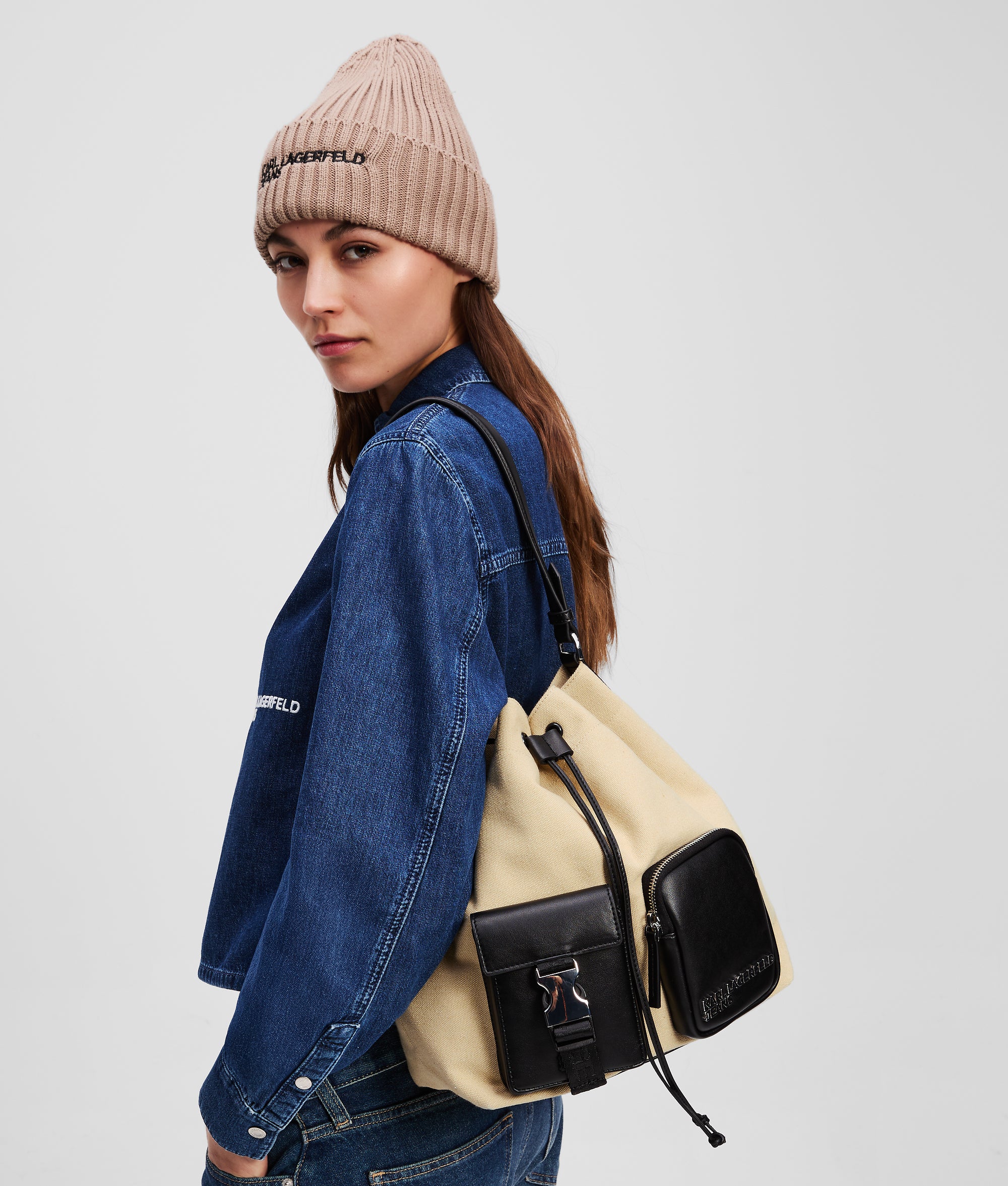 UTILITY CANVAS BUCKET BAG - Image 2