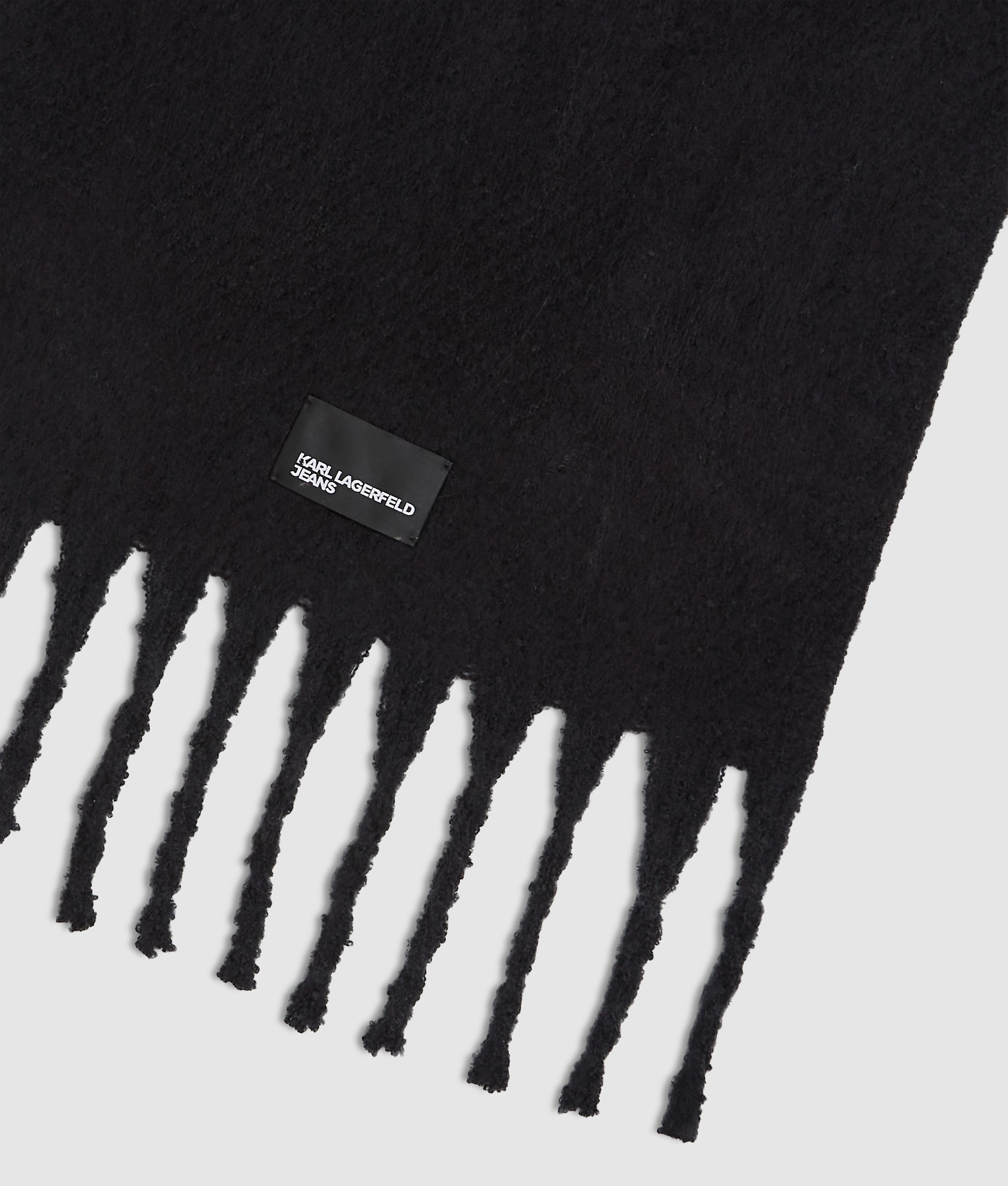 Fluffy scarf - Image 5