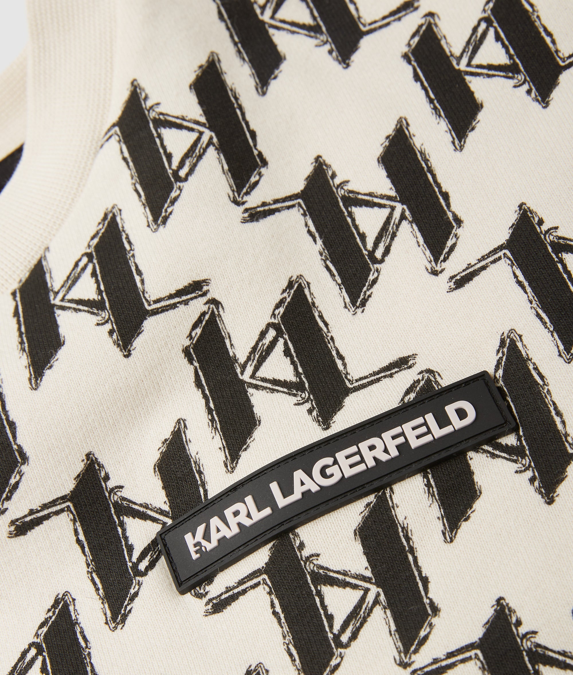 Boys Monogram sweatshirt - Image 4